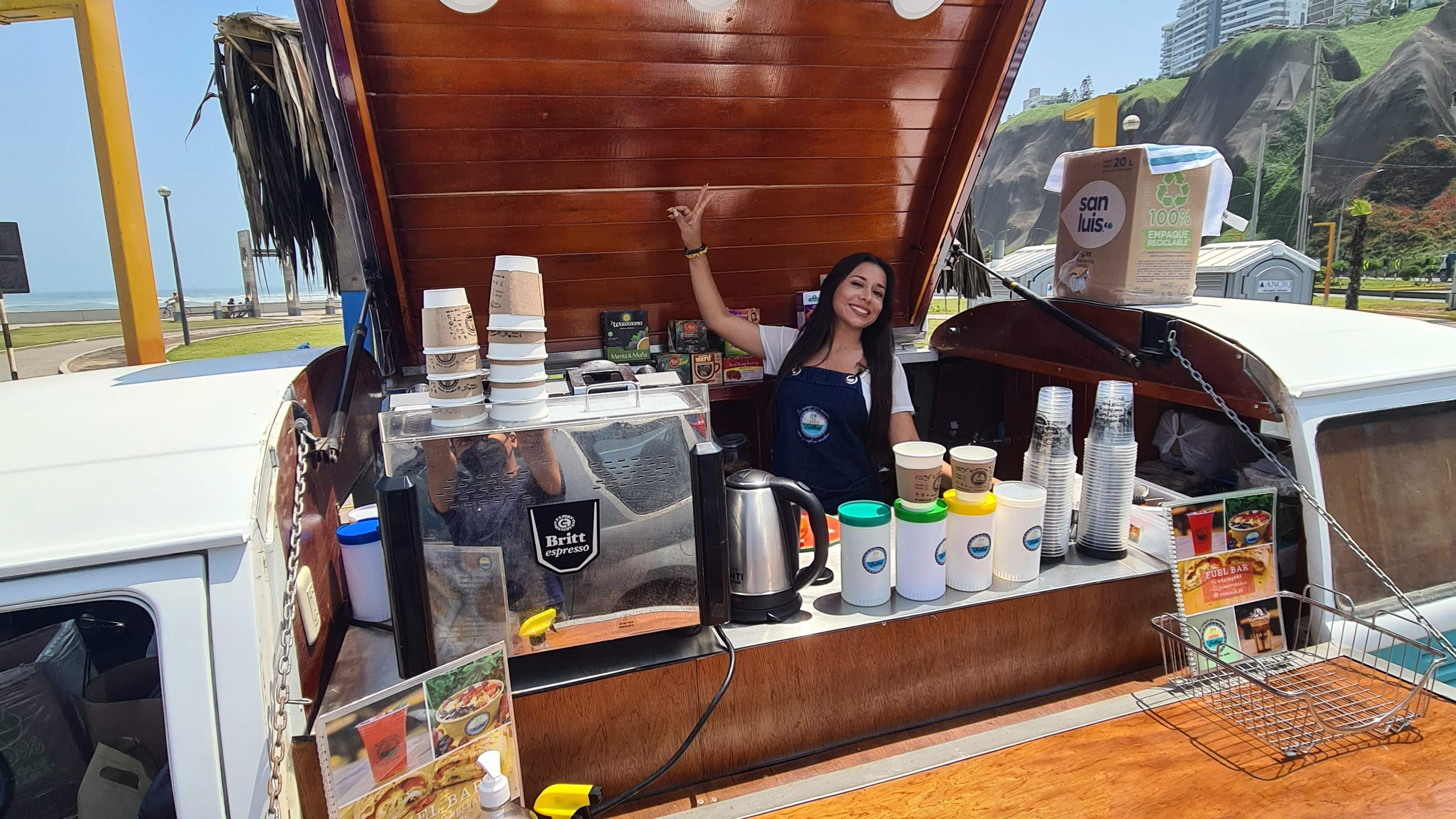 Bar sobre ruedas - Foodtruck para matrimonios, aniversarios, ferias y más